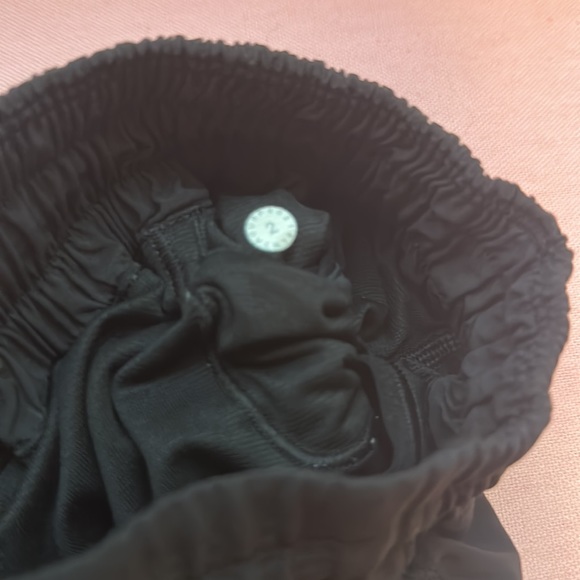 lululemon hotty hot short - Picture 4 of 4